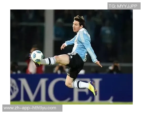 足球踹射技巧解析与实战应用提升你的射门精准度与进攻威胁